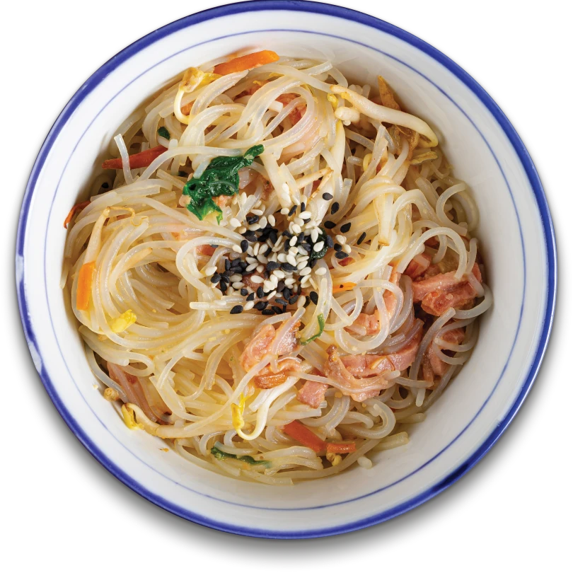 Фунчоза с пряной говядиной и овощами